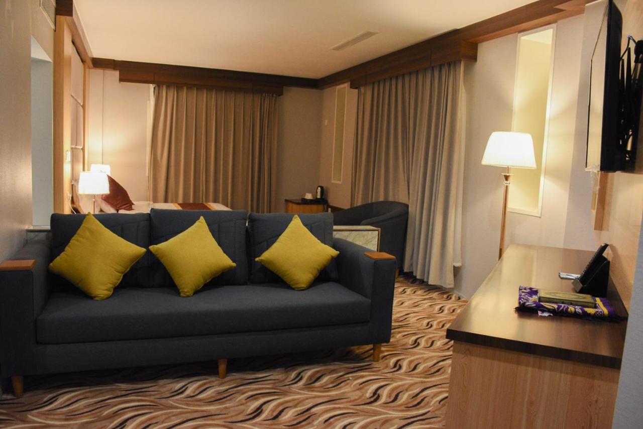 Florida Inn Hotel Necran Dış mekan fotoğraf