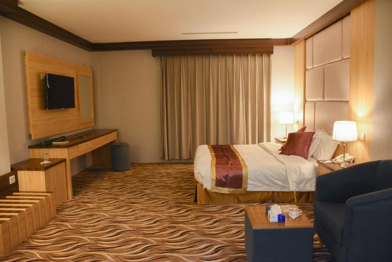 Florida Inn Hotel Necran Dış mekan fotoğraf