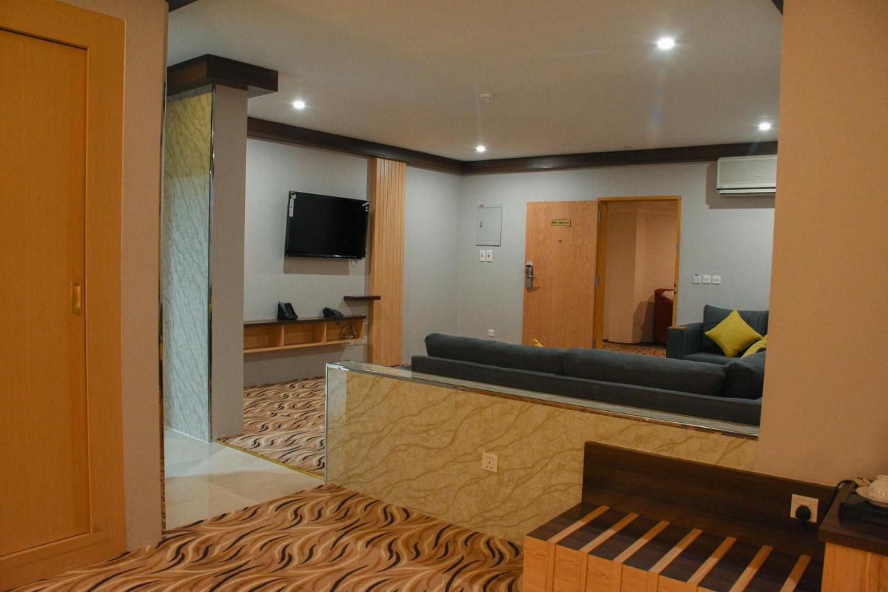 Florida Inn Hotel Necran Dış mekan fotoğraf